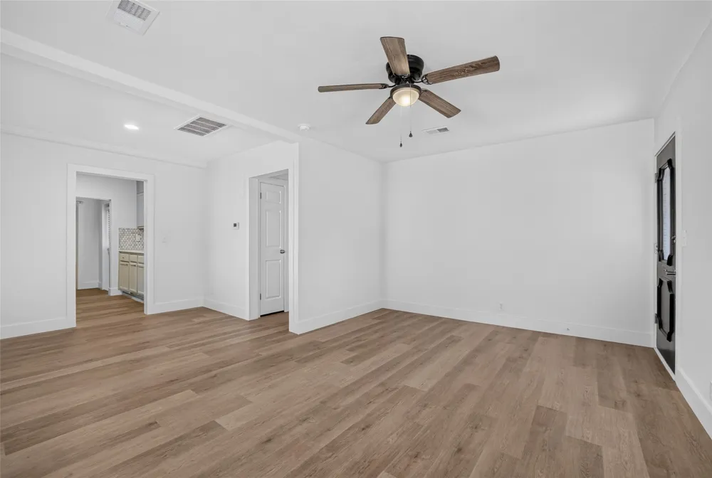 7428 Llano Avenue Fort Worth, TX 76116