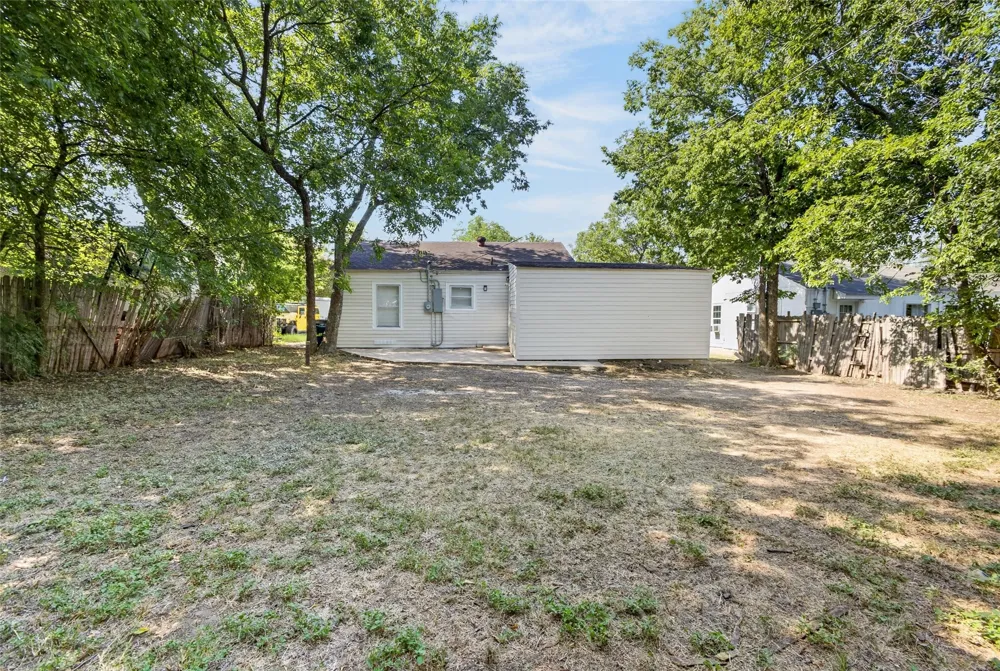 7428 Llano Avenue Fort Worth, TX 76116