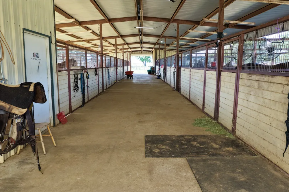 6670 Fm 2303 Stephenville, TX 76401