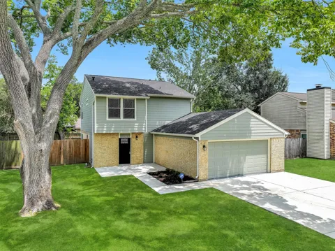 2710 Merrimac Drive