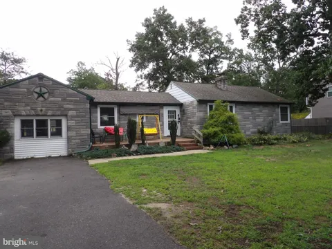 107 PINE LANE