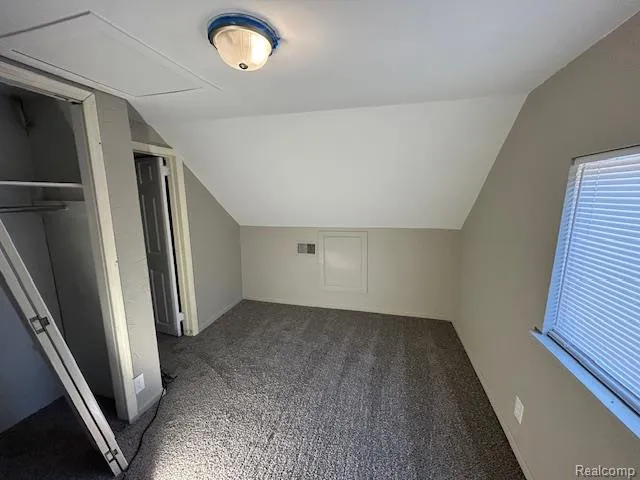17336 Lowell Street Roseville City, MI 48066