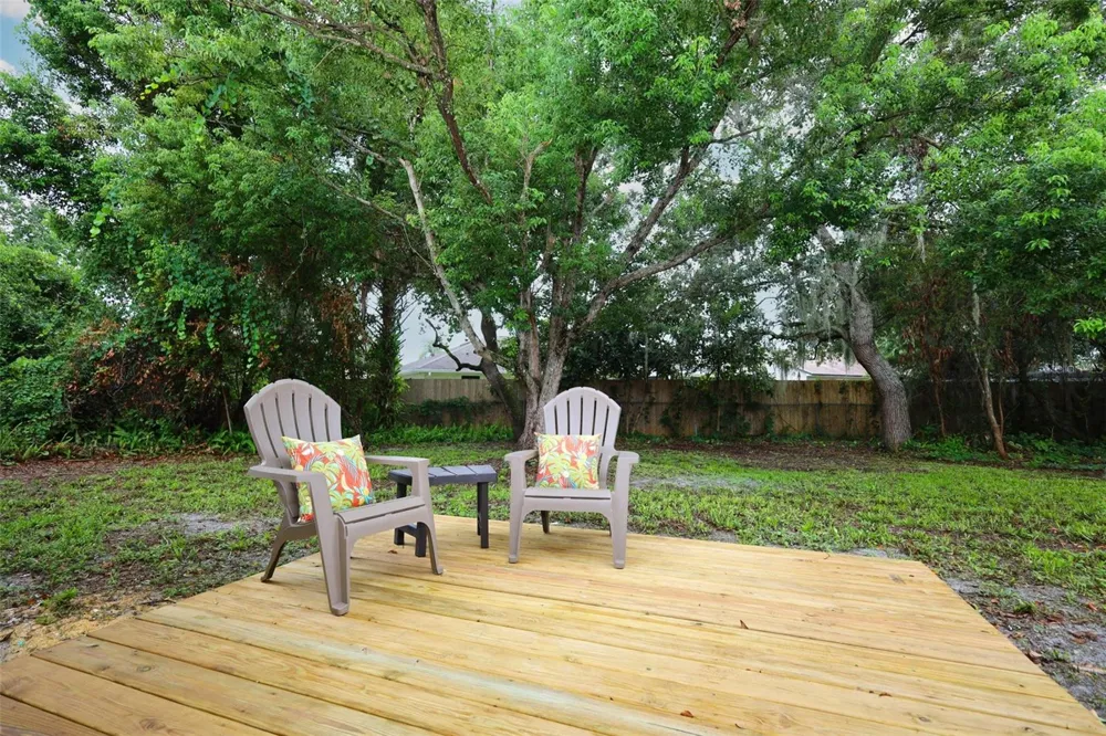 940 S DEAN CIRCLE Deltona, FL 32738