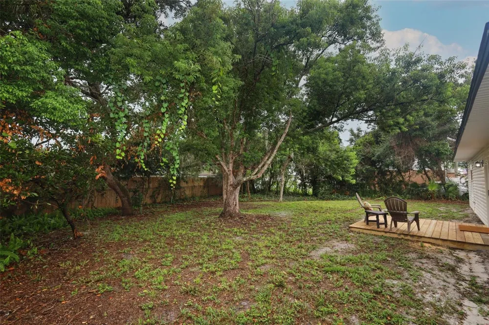 940 S DEAN CIRCLE Deltona, FL 32738