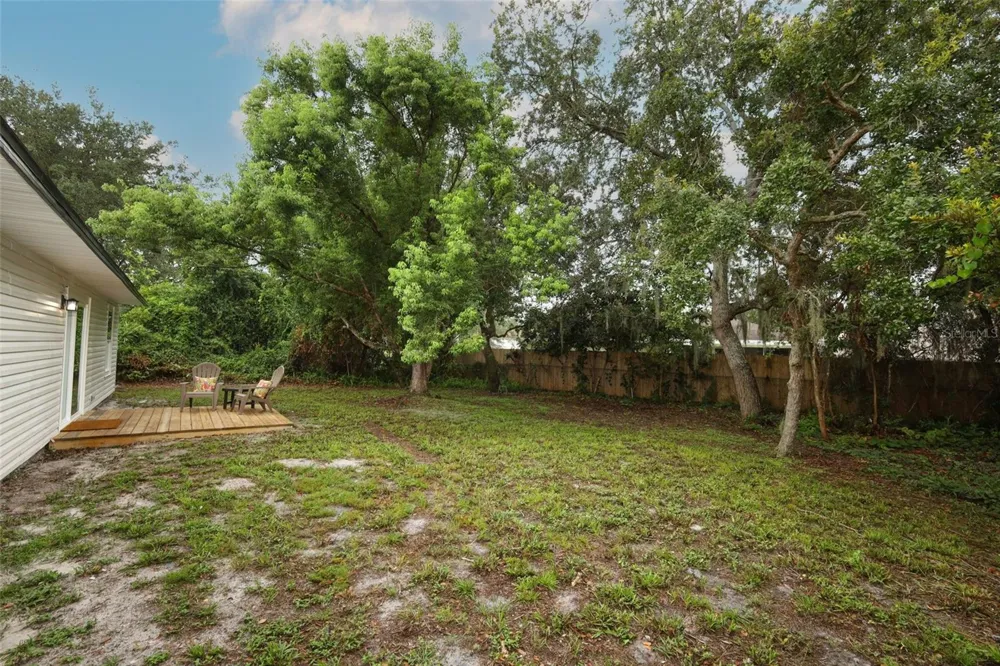940 S DEAN CIRCLE Deltona, FL 32738