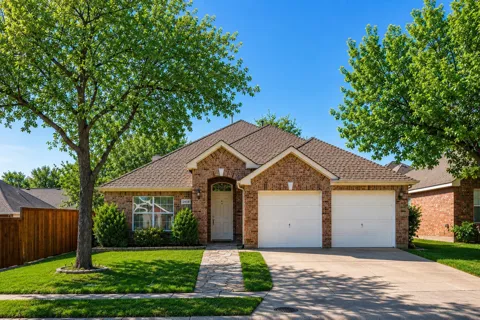 2408 Geneva Lane
