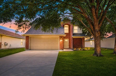 6 Thicket Grove Place