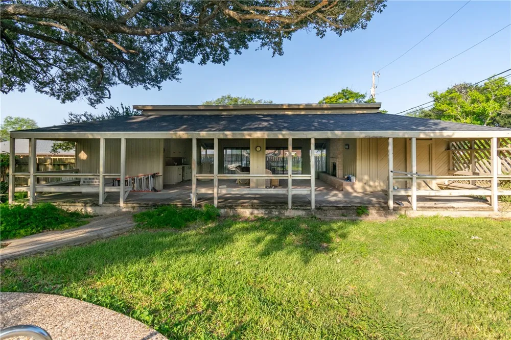 4 Caleta Circle Alice, TX 78332