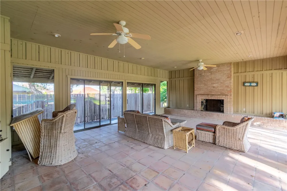 4 Caleta Circle Alice, TX 78332