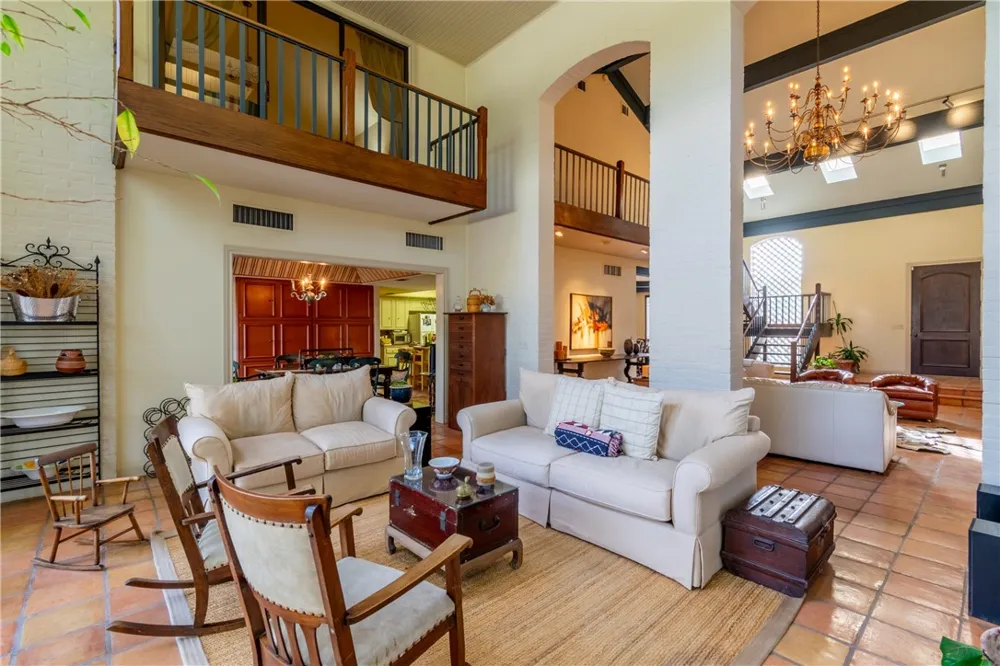 4 Caleta Circle Alice, TX 78332