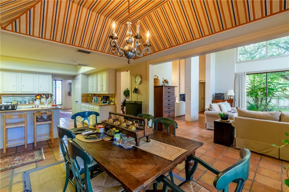 4 Caleta Circle Alice, TX 78332