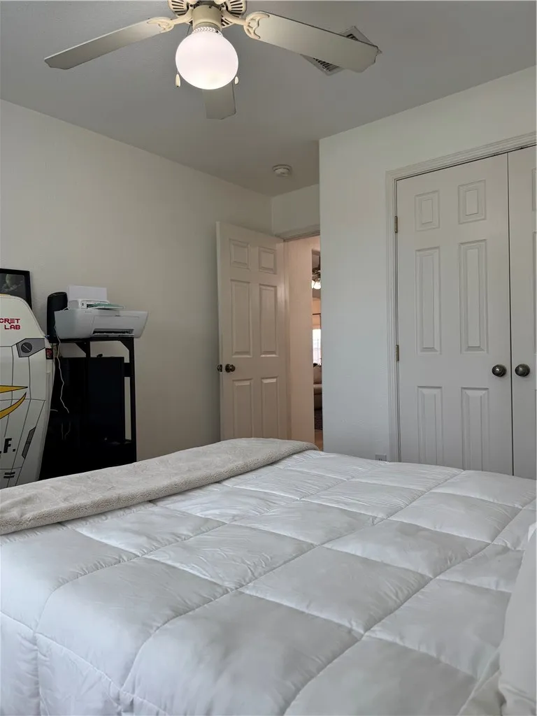 1113 Meadow Brook Drive Portland, TX 78374