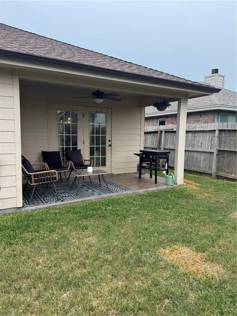 1113 Meadow Brook Drive Portland, TX 78374