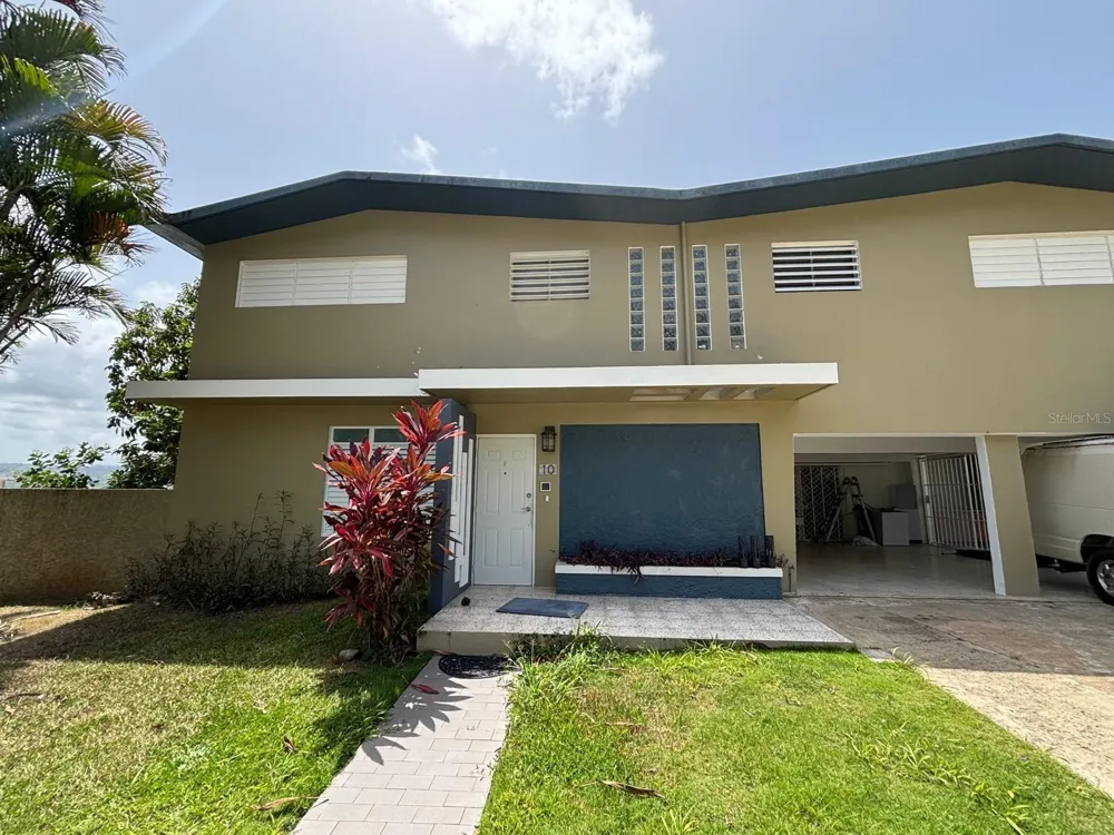 10 URB EL RETIRO Humacao, PR 00791