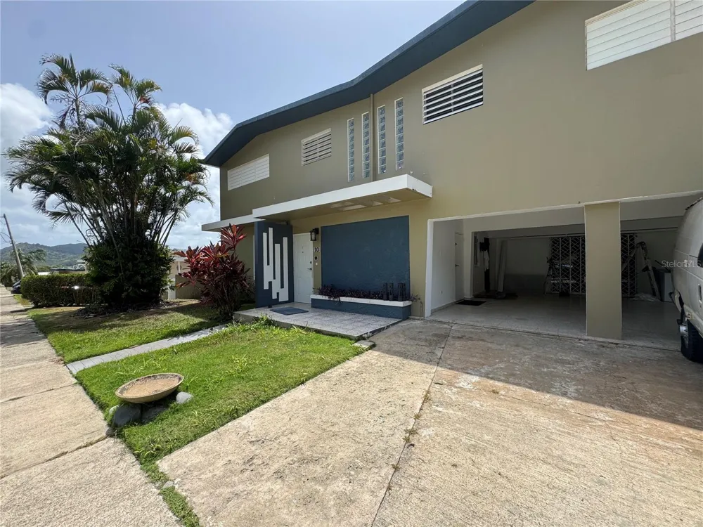 10 URB EL RETIRO Humacao, PR 00791
