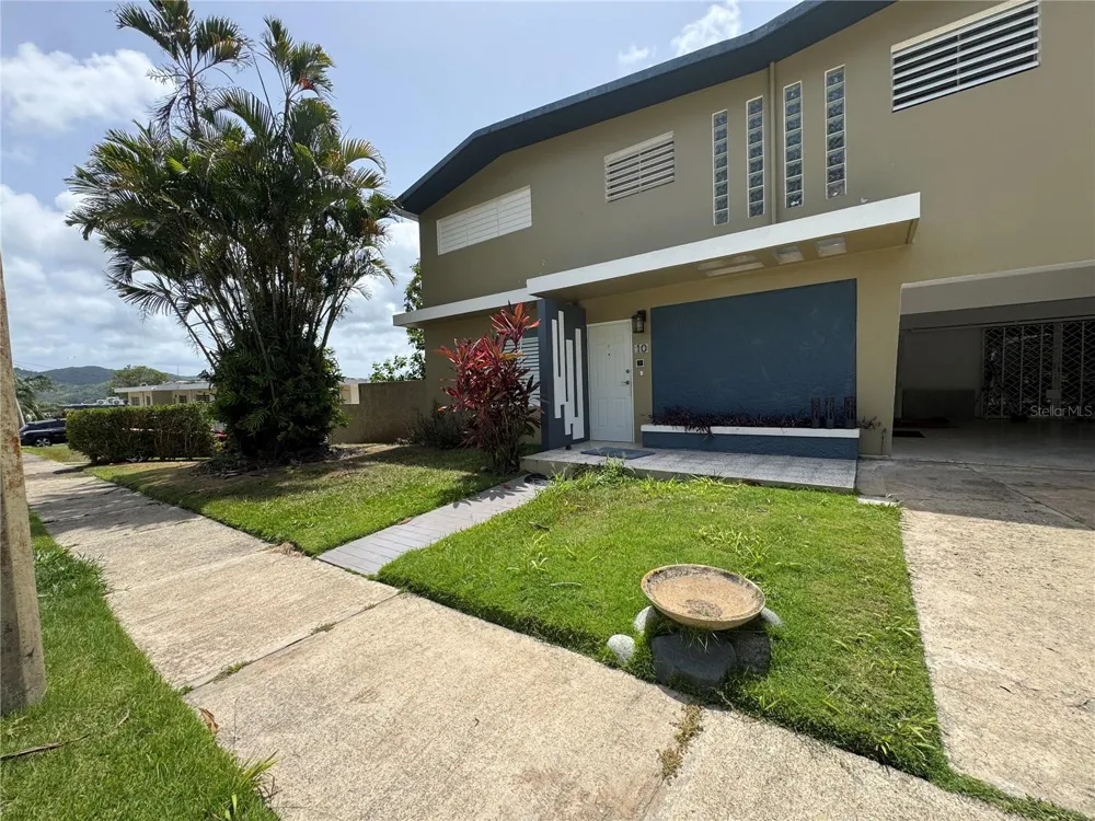 10 URB EL RETIRO Humacao, PR 00791