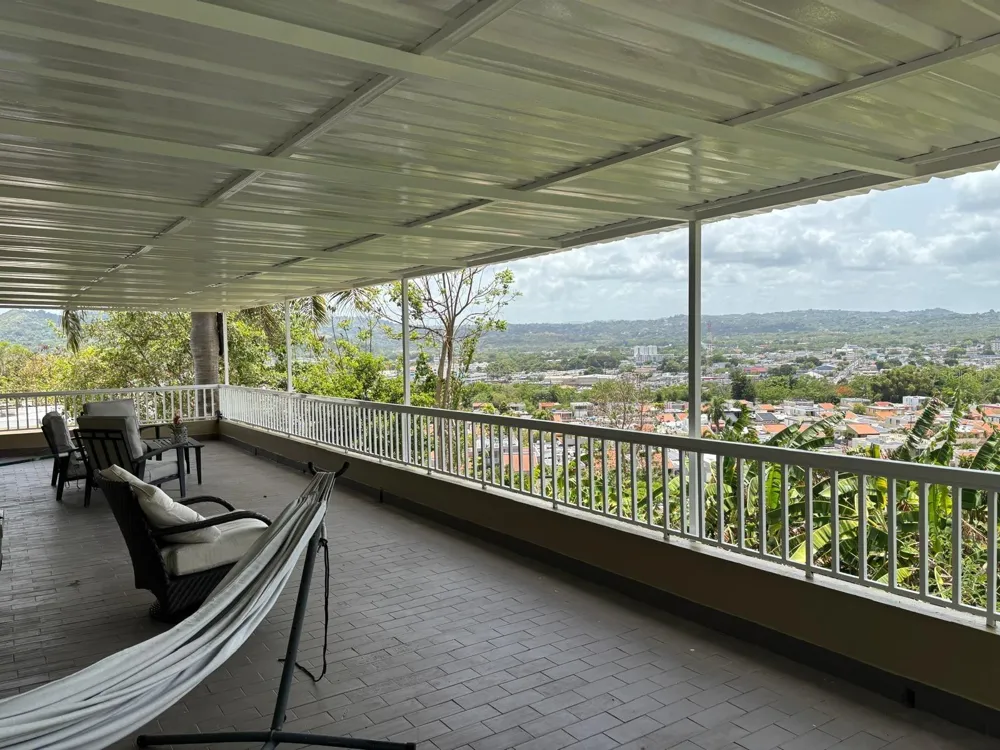 10 URB EL RETIRO Humacao, PR 00791