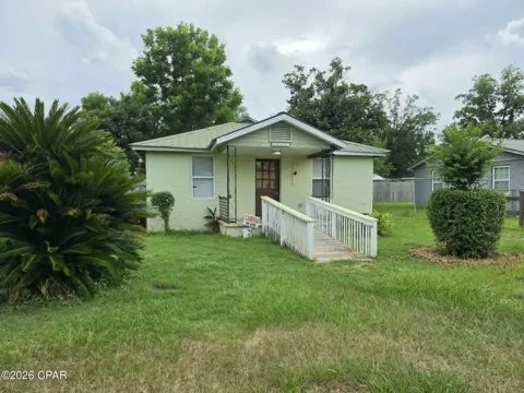 2643 Church Street