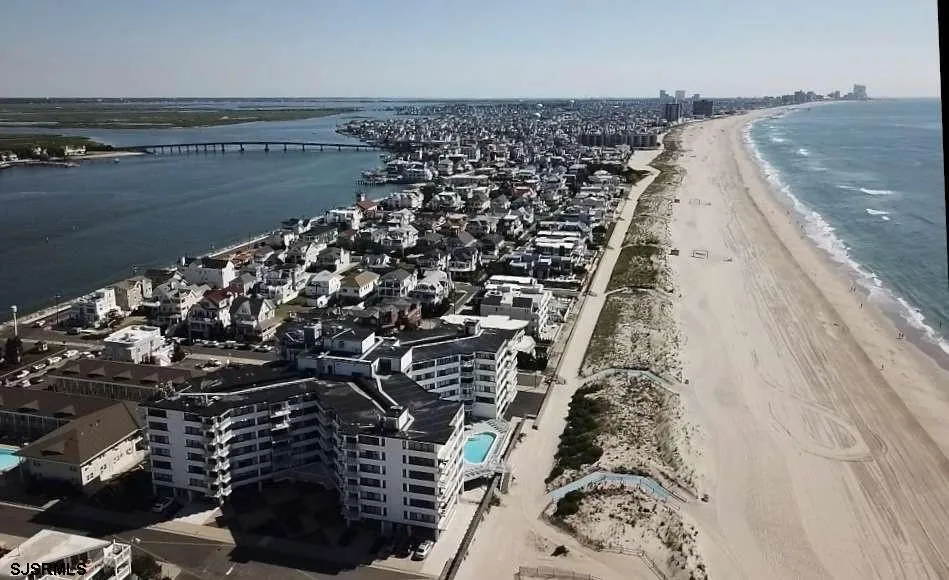111 S 16TH Ave Longport, NJ 08403