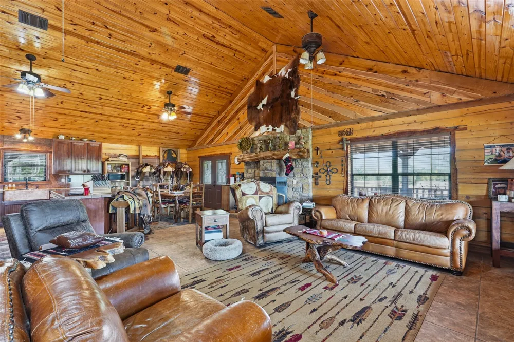 2239 Fm 51 Decatur, TX 76234