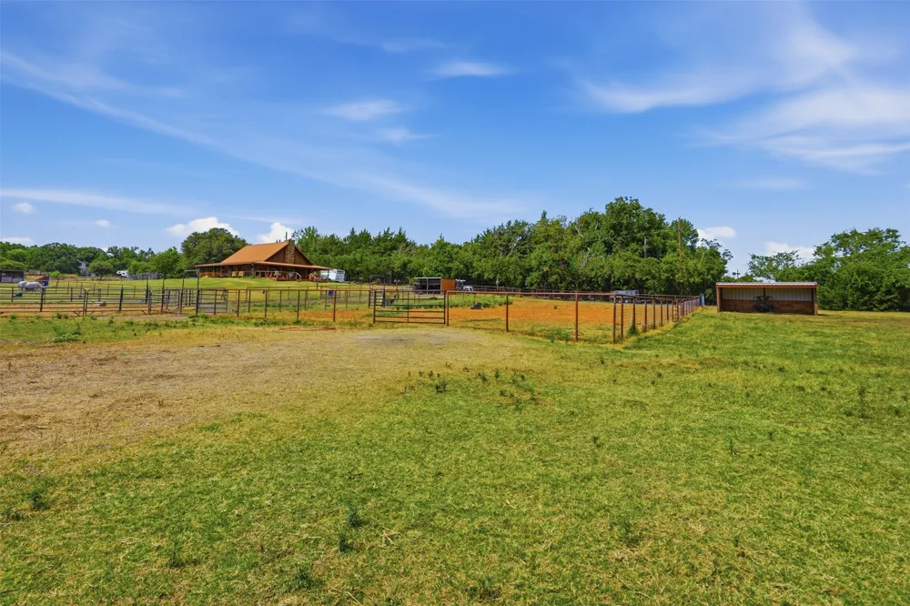 2239 Fm 51 Decatur, TX 76234