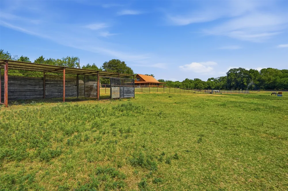 2239 Fm 51 Decatur, TX 76234