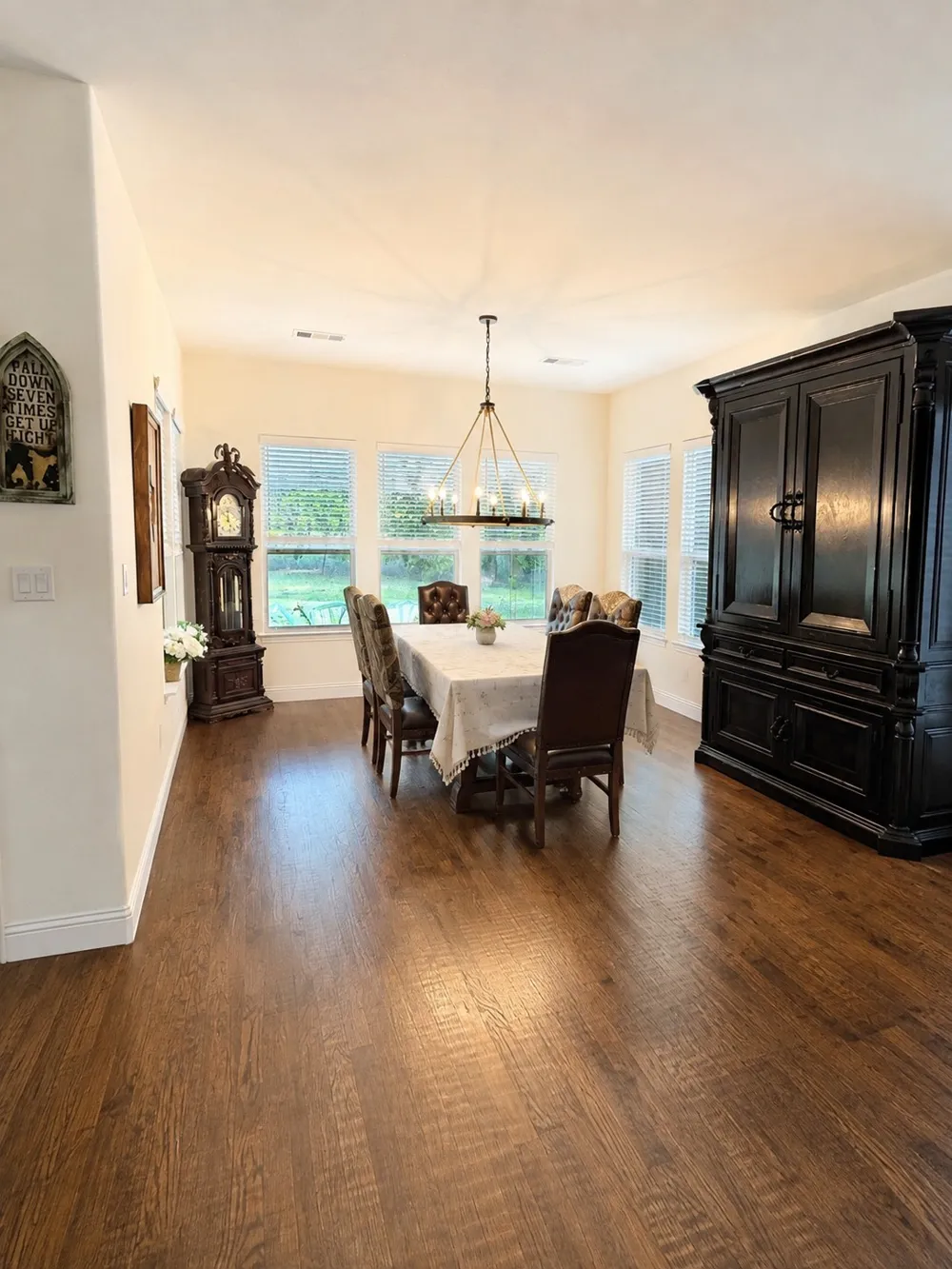 1701 Flint Circle Van Alstyne, TX 75495