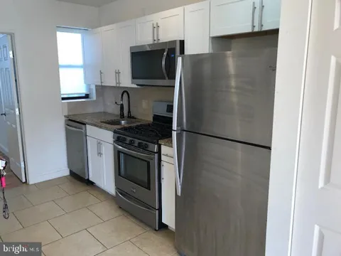 2908 RIDGE AVENUE #3RD FLOOR