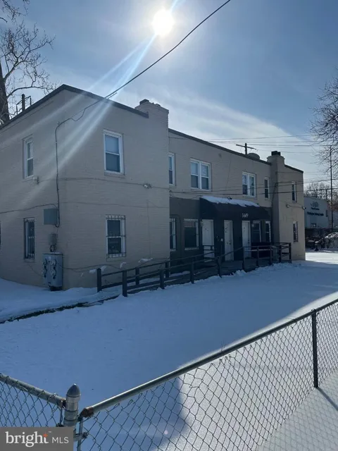 1449 OLIVE STREET NE #4