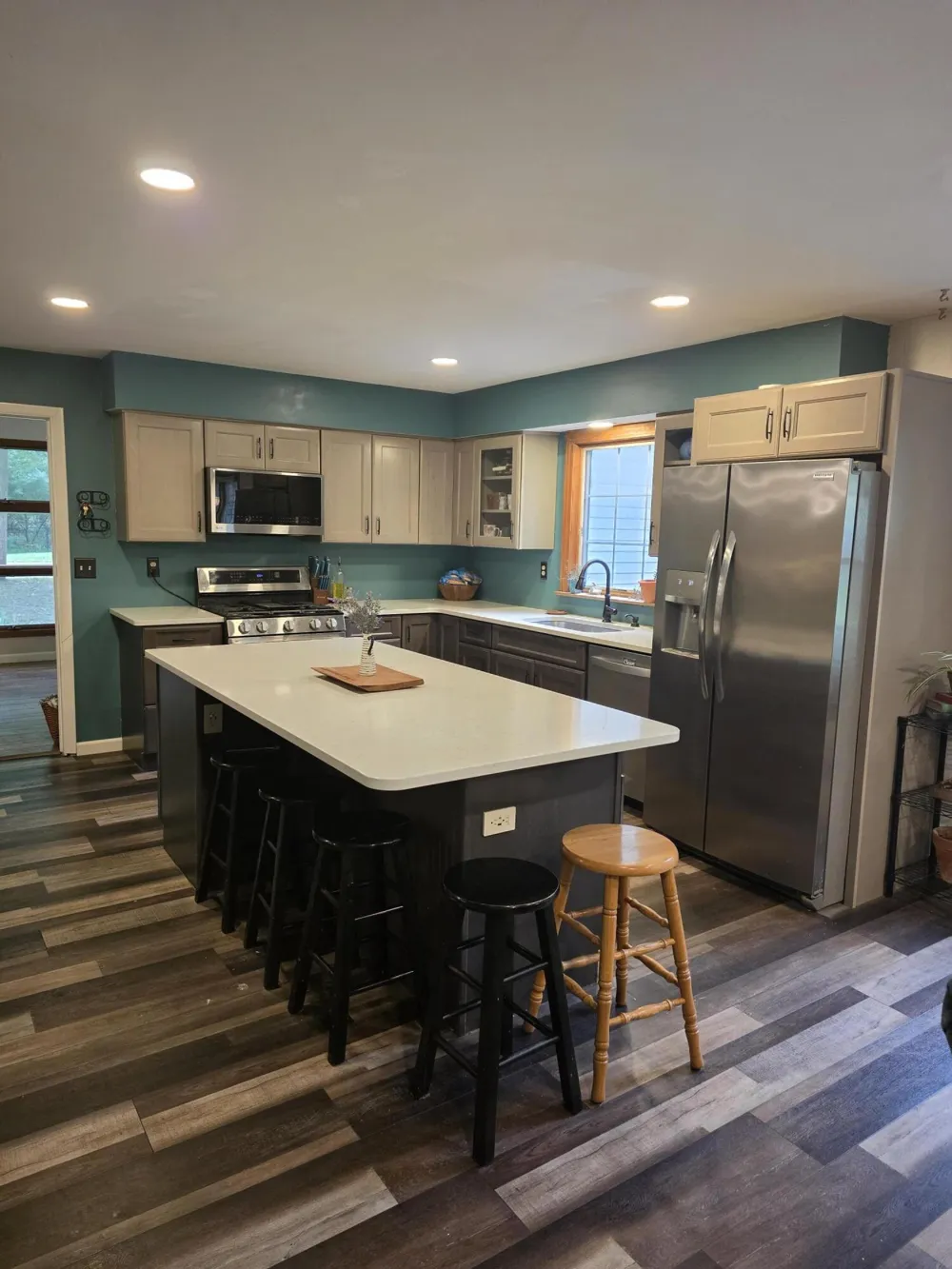 215 Wickenham Drive Spring Arbor, MI 49283