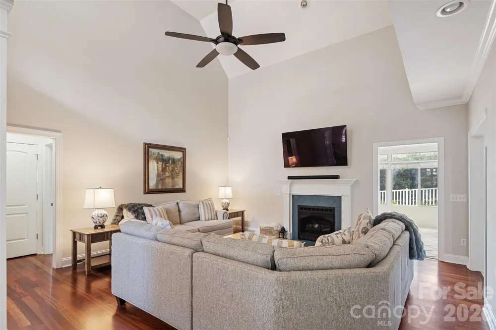 1746 30th Avenue Drive NE Hickory, NC 28601
