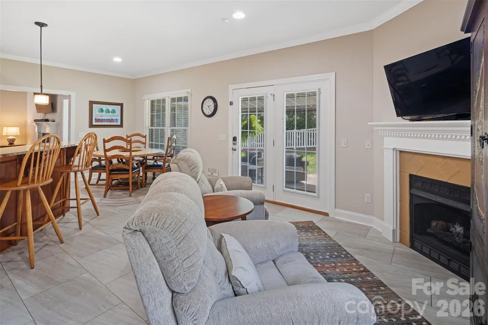 1746 30th Avenue Drive NE Hickory, NC 28601