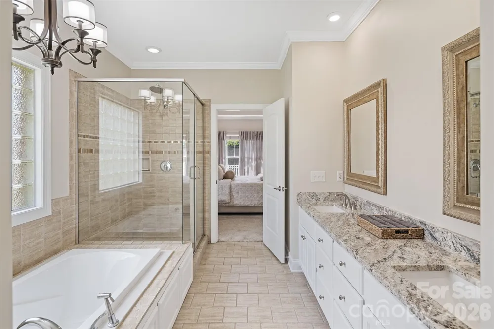 1746 30th Avenue Drive NE Hickory, NC 28601
