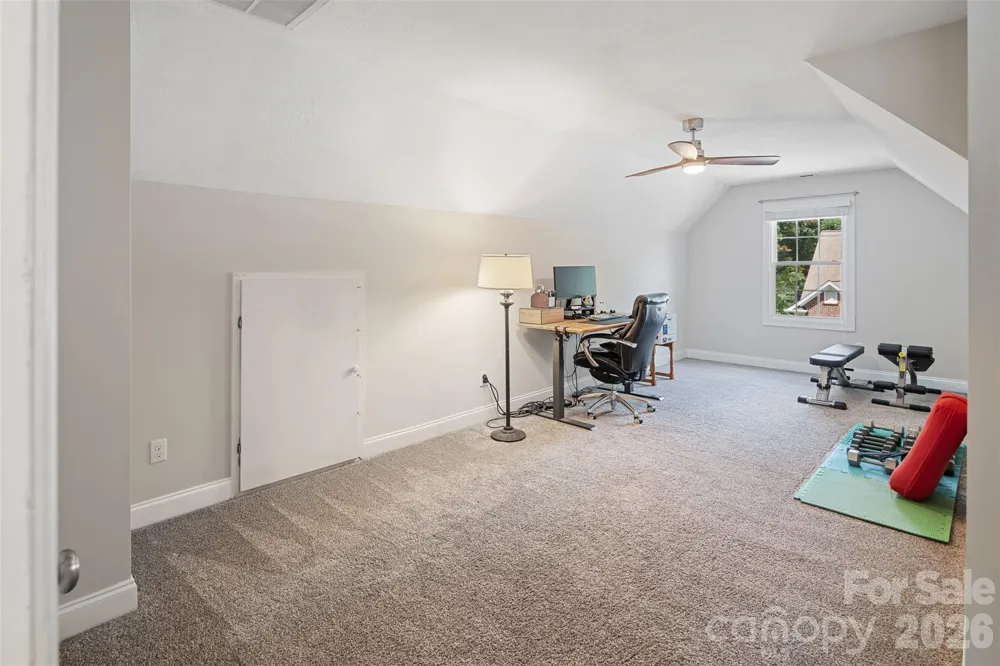1746 30th Avenue Drive NE Hickory, NC 28601