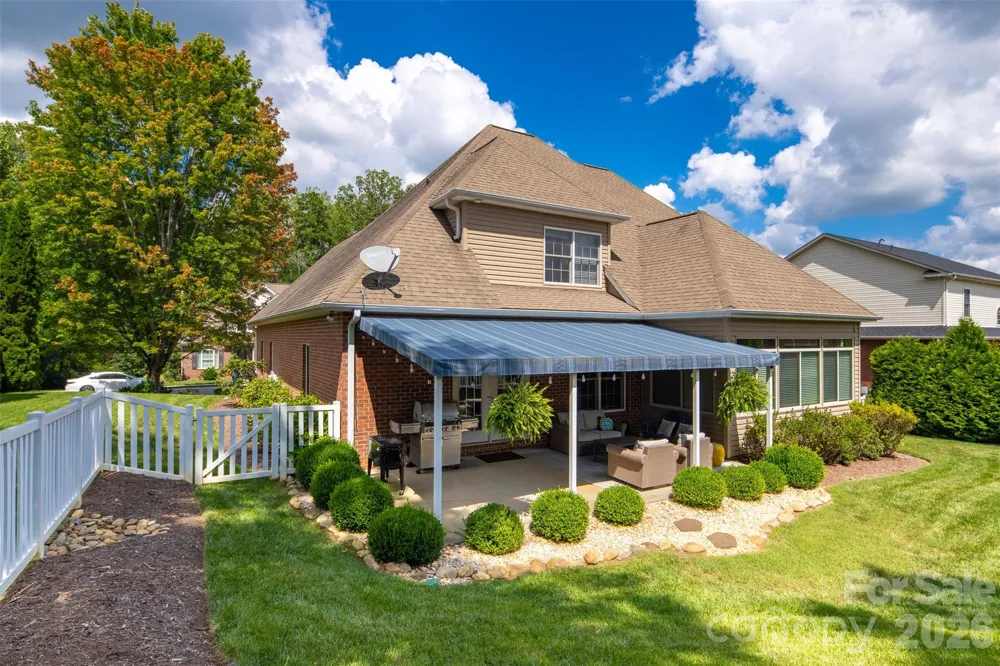 1746 30th Avenue Drive NE Hickory, NC 28601