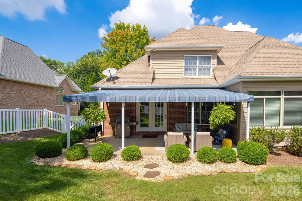 1746 30th Avenue Drive NE Hickory, NC 28601