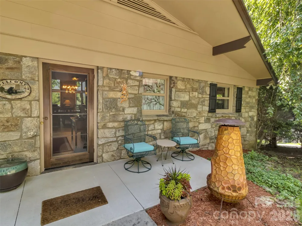 43 Red Oak Drive Maggie Valley, NC 28751