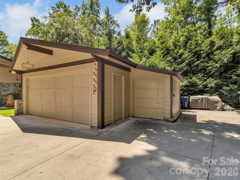43 Red Oak Drive Maggie Valley, NC 28751