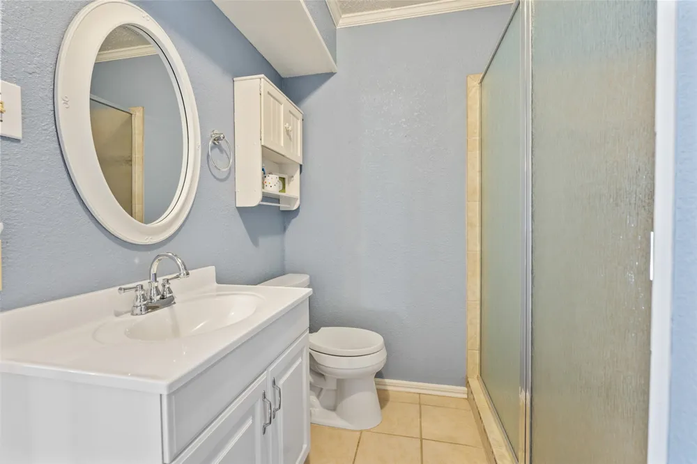 107 Briarwood Drive Mabank, TX 75156