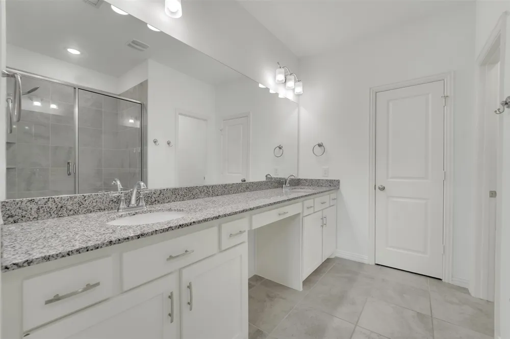 2657 High Cotton Lane Garland, TX 75042