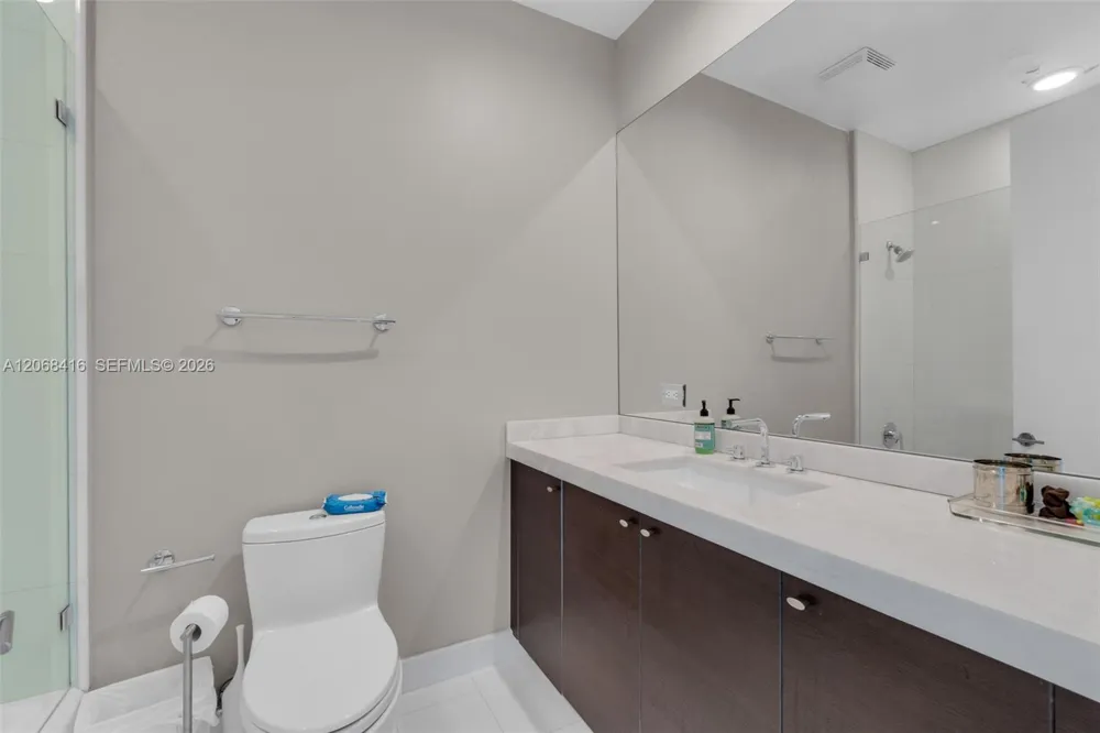 900 Brickell Key Blvd #2904 Miami, FL 33131