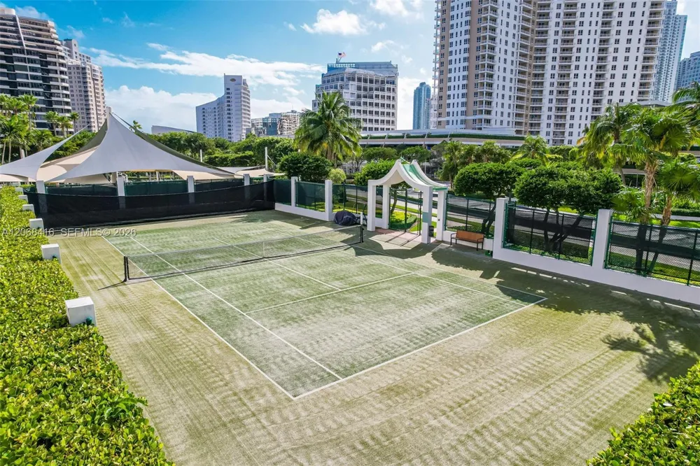 900 Brickell Key Blvd #2904 Miami, FL 33131