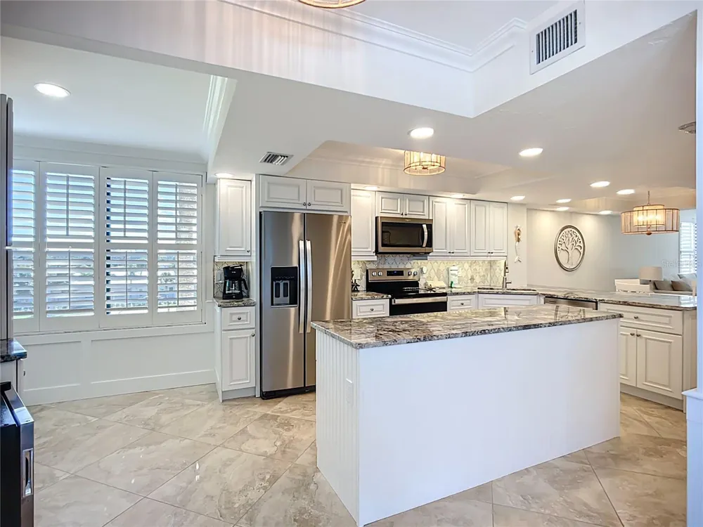 5770 MIDNIGHT PASS ROAD #301 Sarasota, FL 34242