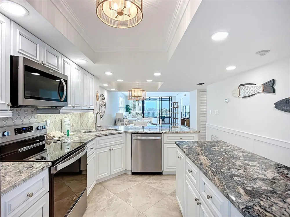 5770 MIDNIGHT PASS ROAD #301 Sarasota, FL 34242
