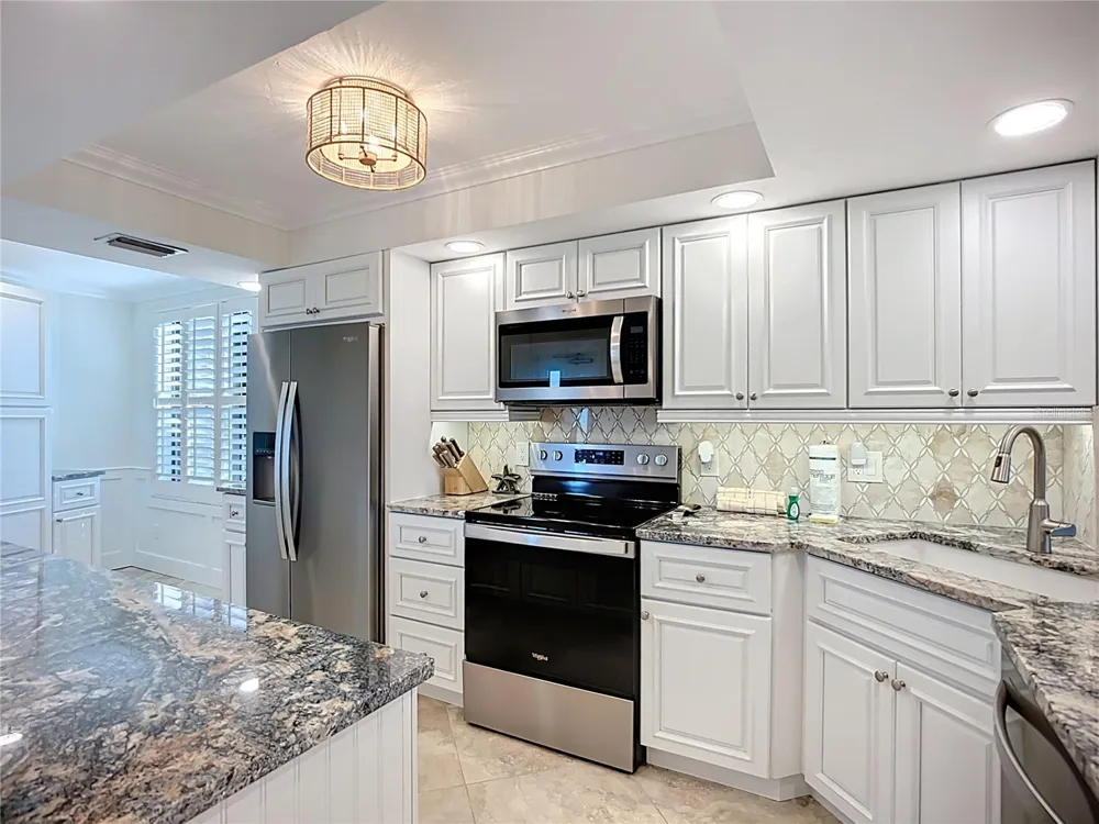 5770 MIDNIGHT PASS ROAD #301 Sarasota, FL 34242