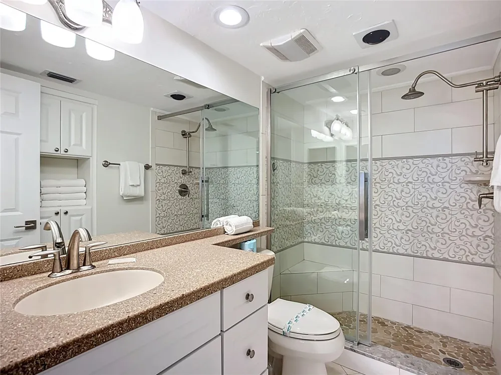 5770 MIDNIGHT PASS ROAD #301 Sarasota, FL 34242