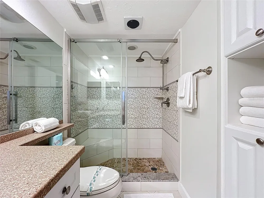 5770 MIDNIGHT PASS ROAD #301 Sarasota, FL 34242