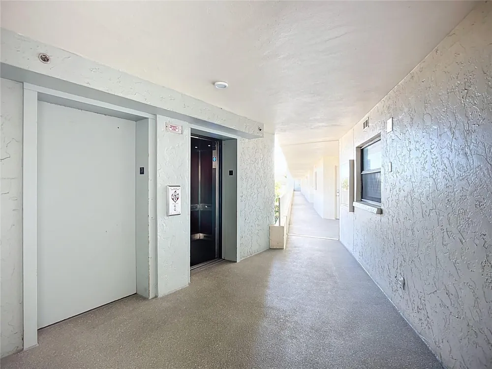 5770 MIDNIGHT PASS ROAD #301 Sarasota, FL 34242