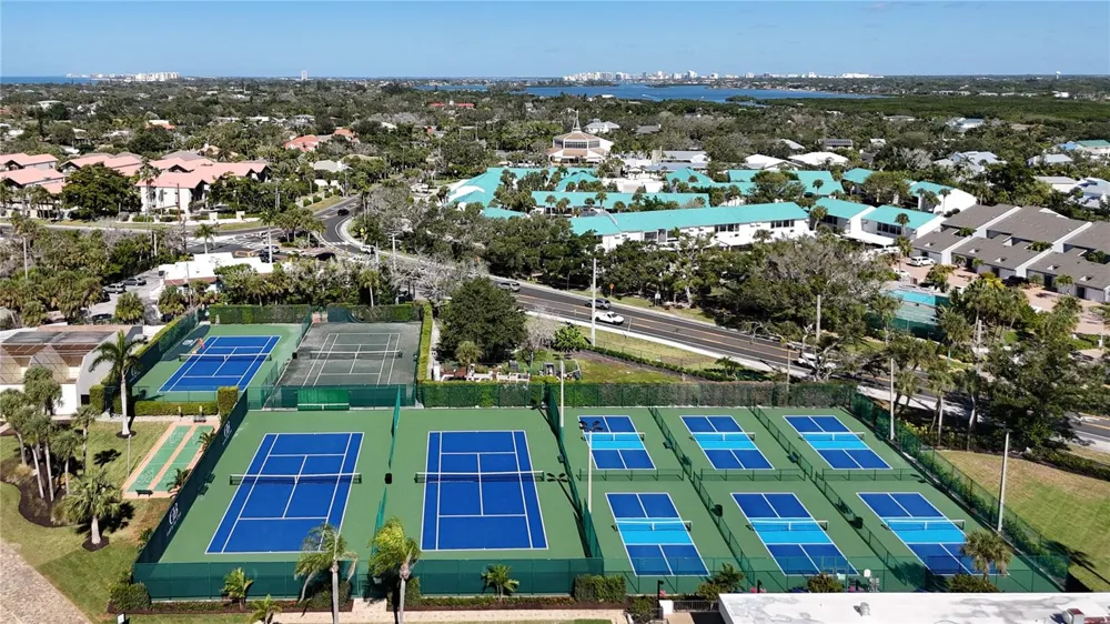 5770 MIDNIGHT PASS ROAD #301 Sarasota, FL 34242