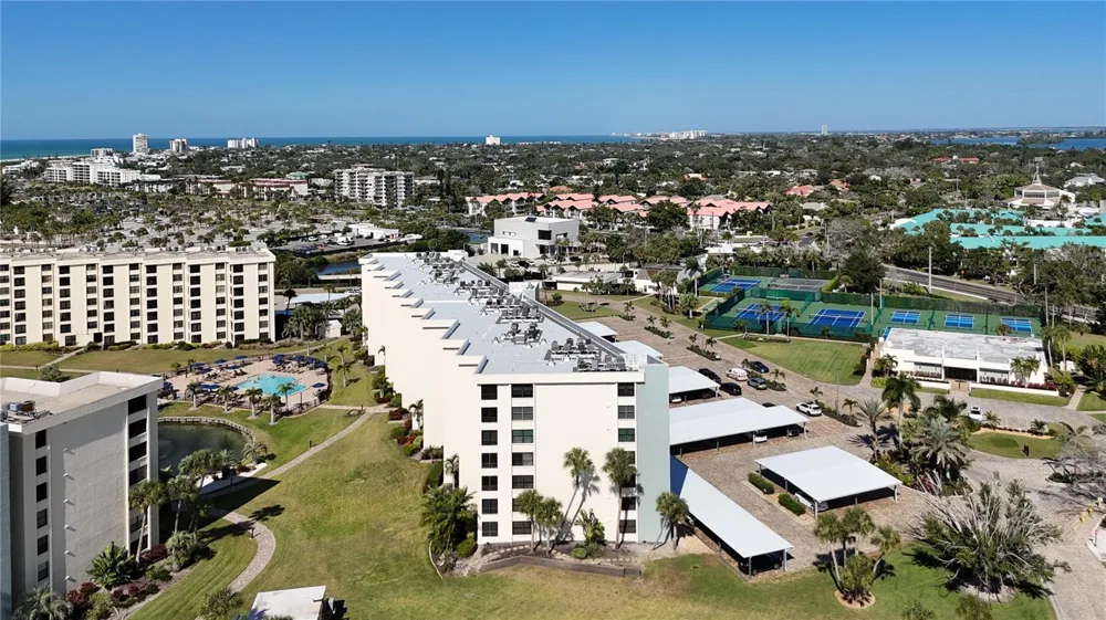 5770 MIDNIGHT PASS ROAD #301 Sarasota, FL 34242